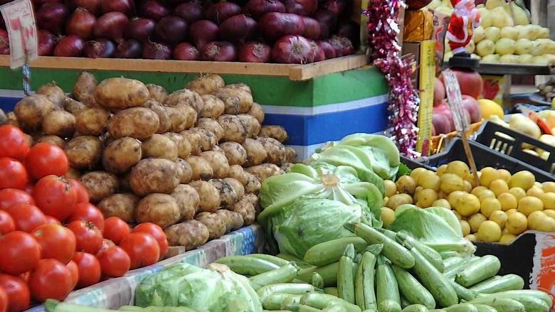 استقرار أسعار الخضروات والطماطم والبطاطس والليمون اليوم الأحد 7 ديسمبر 2025 في سوق العبور.. دليلك الكامل لمعرفة أسعار جميع الأصناف قبل الشراء وكيفية متابعة تحديثات الأسعار لحظة بلحظة