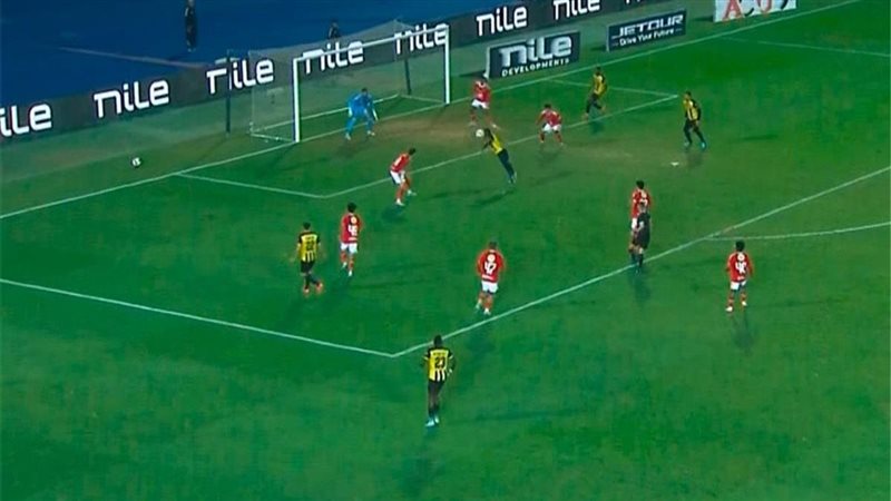 بث مباشر الاهلي ضد المقاولون العرب.. المقاولون العرب يفرض السيطرة على الأهلي وينهي الشوط الأول متقدمًا بهدفين في كأس عاصمة مصر 2025