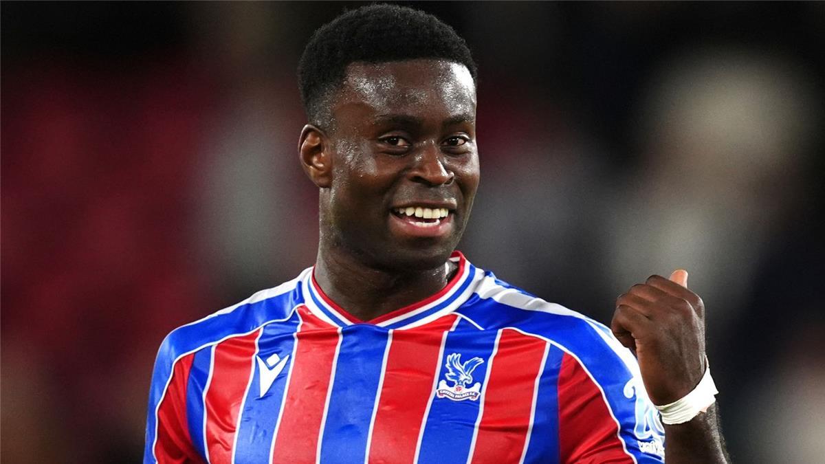 نادي ليفربول يتلقى صفعة جديدة.. مدافع كريستال بالاس يريد الانتقال إلى ريال مدريد ويرفض الريدز؟!